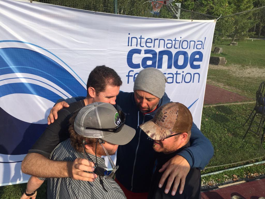 CoreyVolt's tweet photo. Wrapping up another worlds great announcing with you boys #icffreestyle #kayakworlds #freestylekayak http://t.co/hVsgVITBt2
