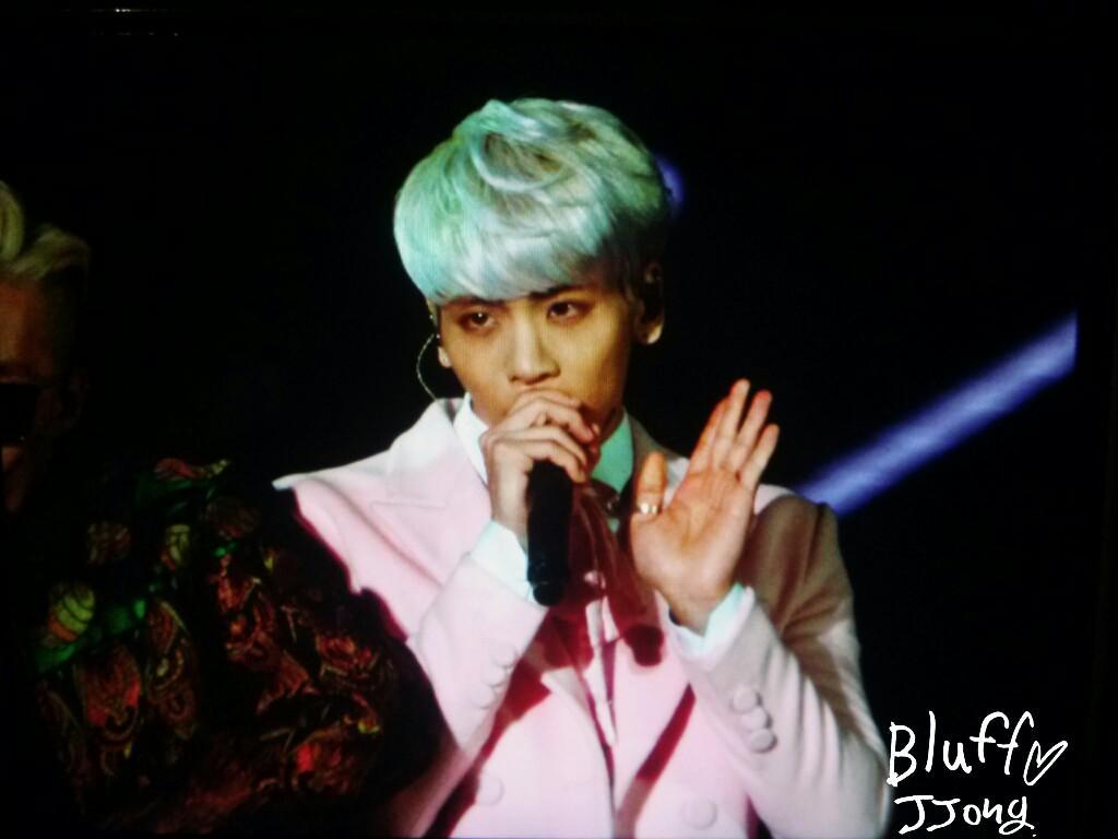  150906 Jonghyun @ DMC Festival MBC Radio DJ Concert COOSkETUAAELIZJ