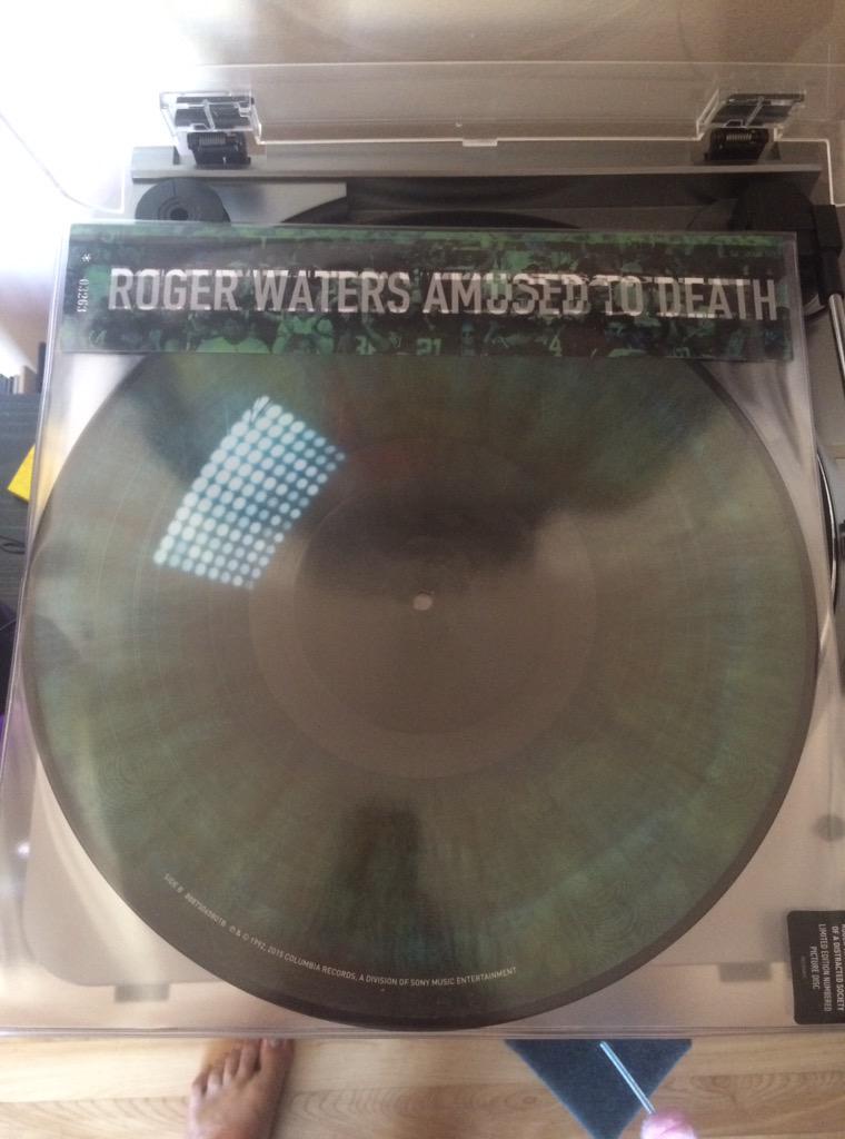 Happy birthday Roger Waters ! Today I start my day with this 