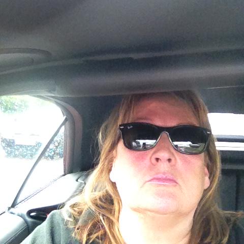5afcom's tweet photo. Reversing little red car into parking space - dentists http://t.co/3Jze4HxAip