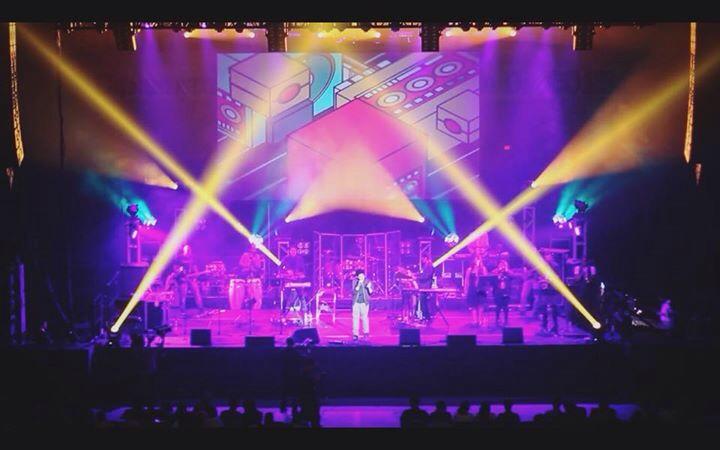 salim_merchant's tweet photo. What a way to start the #SSlive2015 tour! Thank you Dallas you were fantastic. tonite we play Chicago. @Sulaiman http://t.co/agzVE4CkFr