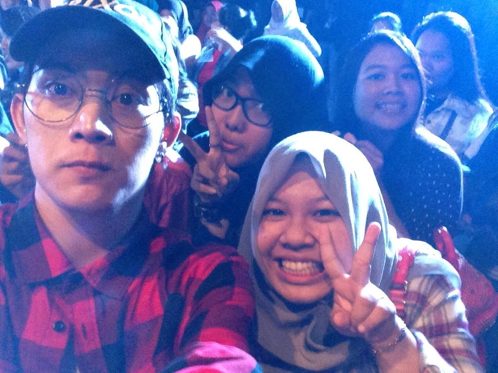 @dream_showcase <a href="/shanongang/">SHANONGANG</a> makasih kak gilang mau foto bareeeng! Btw, YGpartynya asiiiik!!! >< #YGStan