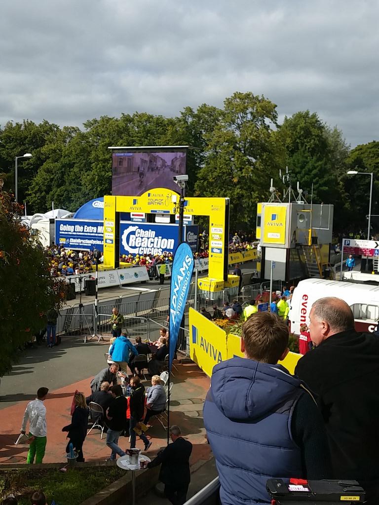 PhillipWynn's tweet photo. Sun shine has just made an appearance. http://t.co/fRtITzfvm6