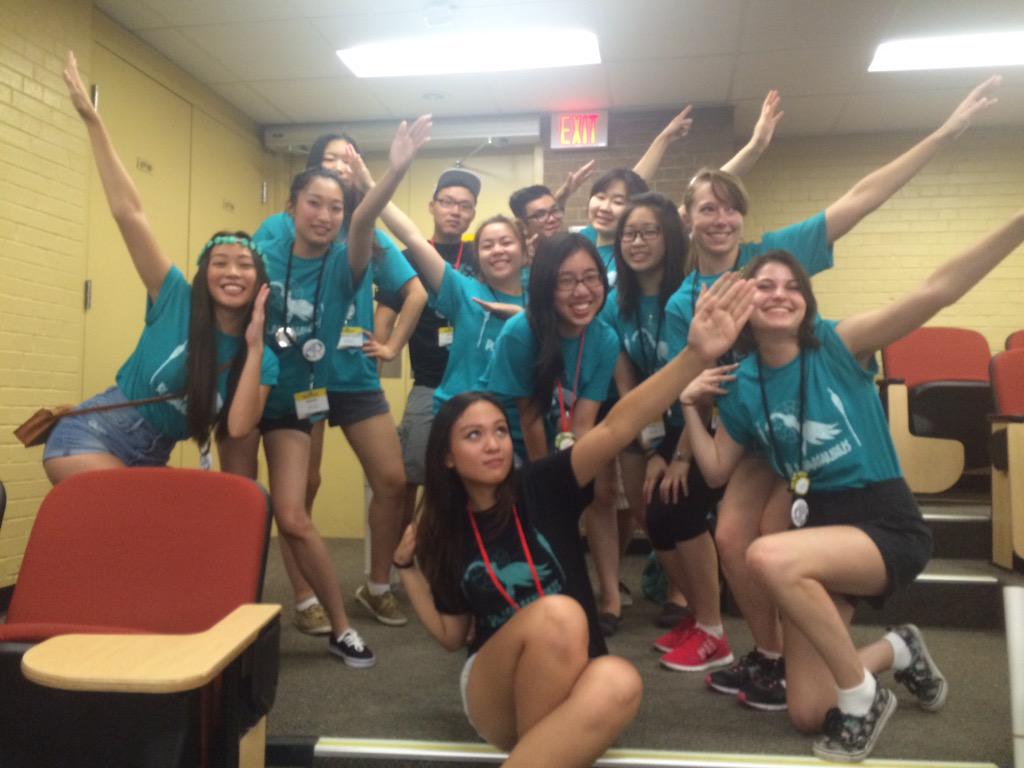 miminguyen95's tweet photo. TEAM PLASMASAURUS IS READY TO RUMBLE 💪🏼 ZAP! @SCIOrientation #UWOW15 #sciorientation http://t.co/7XSjiRJlSB