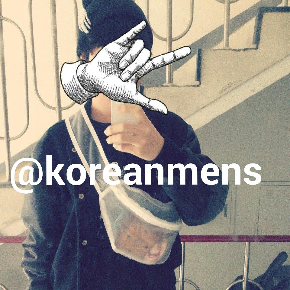 韓国ファッション メンズ Ar Twitter 赤チェックシャツ着回し術 黒スキニーとの相性はバッチリ 腰巻きにしてデニムジャケットと合わせても 黒スウェットとニット帽と合わせても 韓国好きな人rt 韓国ファッション ファッション Http T Co H0li1vyn