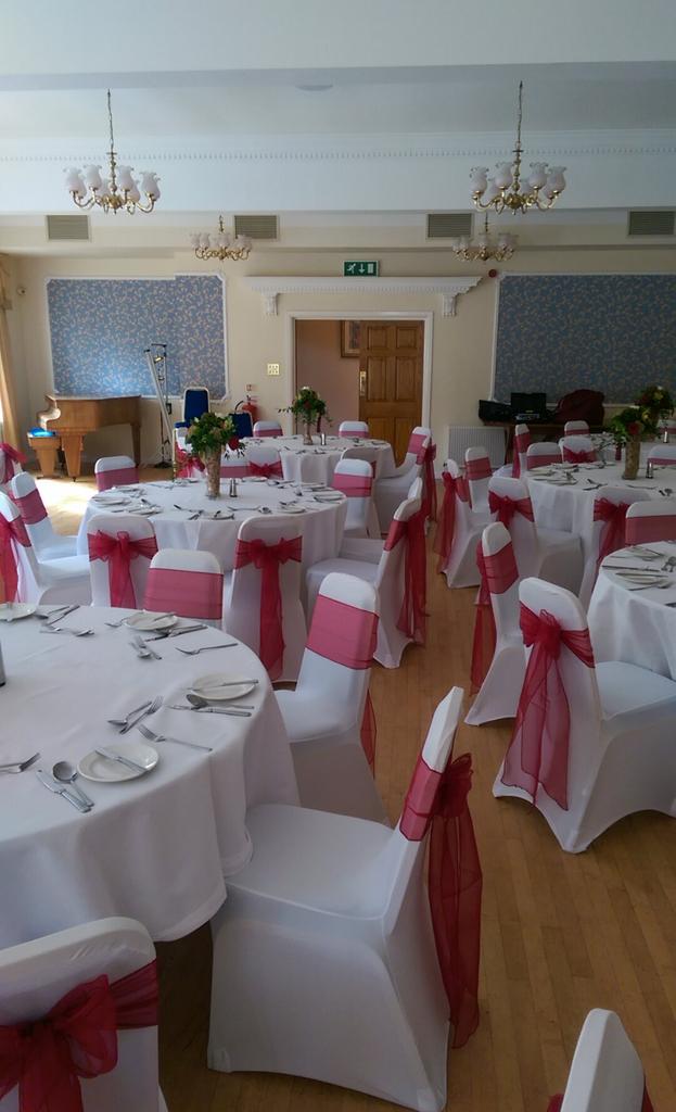 IDoEventHire's tweet photo. #wedding in #Halifax #southwood #chaircovers for hire #Huddersfield #Leeds #Bradford #Brighouse #bride #groom #ido x http://t.co/NBvnVrlYel