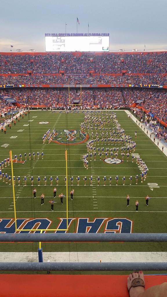 kermani46's tweet photo. Last Night ☝🐊💯 http://t.co/LG6uTvuC4n