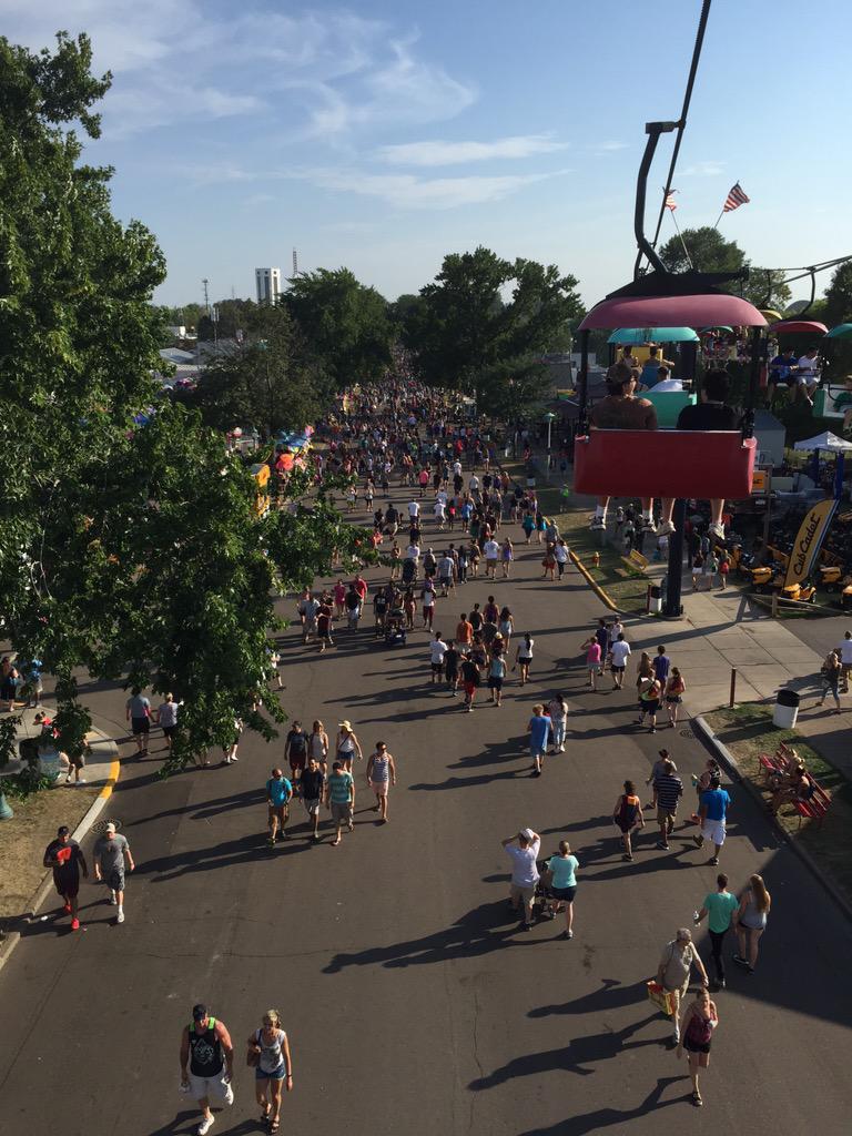mnnice18's tweet image. MN was looking real good at the MN get together #mnstatefair2015