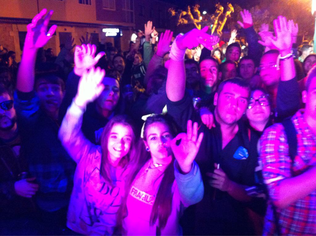 powerdancediscomovil tweet media