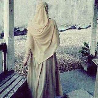 يوما ما.
ستشرق الشمس ولن أستيقظ! 
يوما ما .
ستكون غرفتي فارغة! 
سينتهي دوري في هذه الحياة!
وسأرحل يوما ما
فسامحوني!