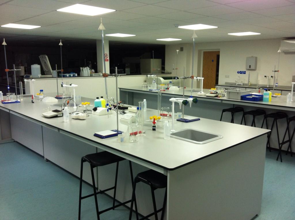 Tony_Milanowski's tweet photo. Plumpton College wine lab all set for Intensive principles of winemaking practicals this week #GrapeAnalysis http://t.co/lwyxIthu4d