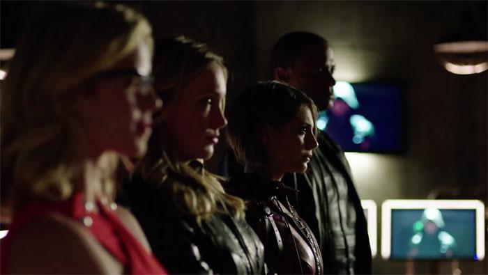 ArrowRTter's tweet photo. #SquadGoals @EmilyBett @MzKatieCassidy @Willaaaah @david_ramsey ! http://t.co/iZexMjvpVb