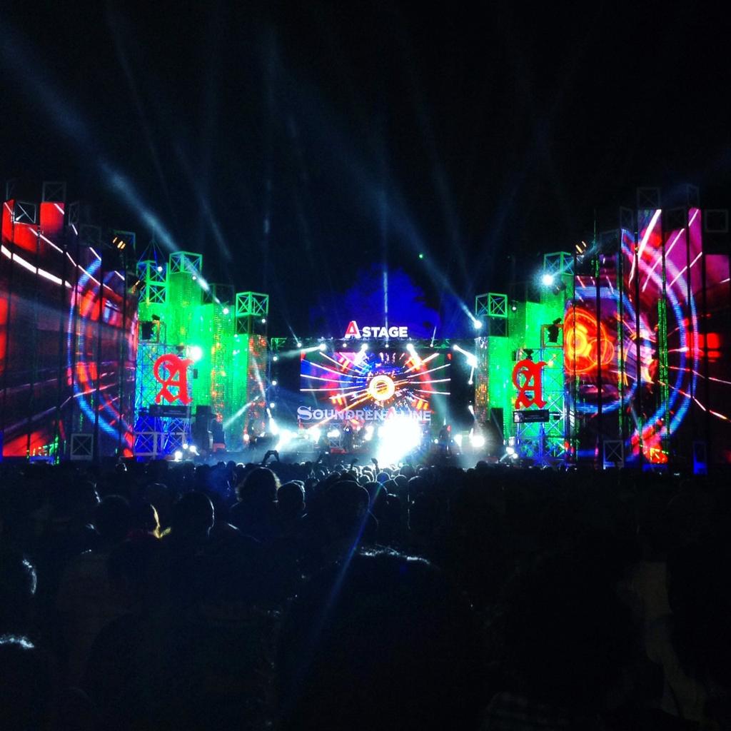 pejred's tweet image. Ini minggu malamku, mana minggu malammu?

#Soundrenaline #ChangeTheOrdinary