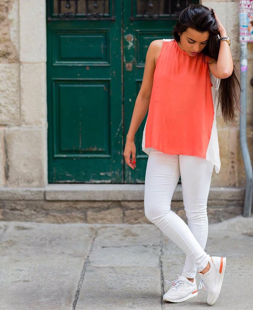 anabelhernandz's tweet photo. Feliz tarde.👟#hawkersbydiesel 🍑 @HawkersCo http://t.co/4MptiFa8O3