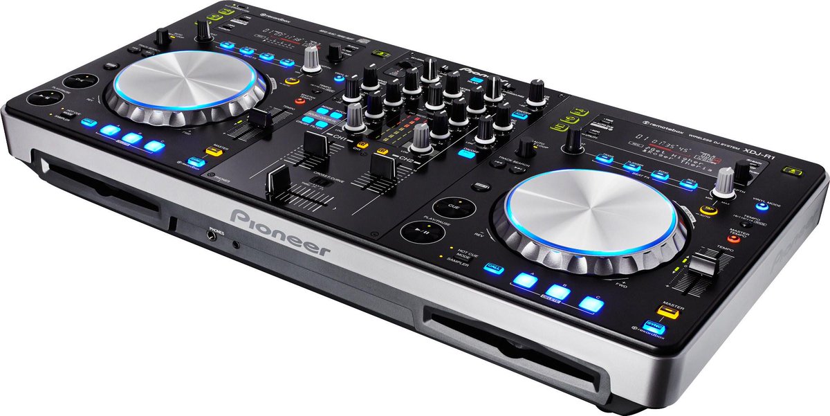 ravetechdj's tweet image. Pioneer XDJ-R1 DJ System harga $1,050.00 (NEW), Khusus untuk daerah Jawa Barat free ongkir #DJSystem