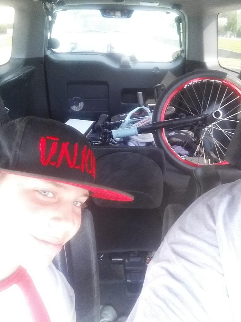 reorex's tweet photo. @terryadamsbmx @Decobmx09 terry i think @Connor504bmx is enjoying riding the bike u gave him at #voodoojam http://t.co/22st62nOz8