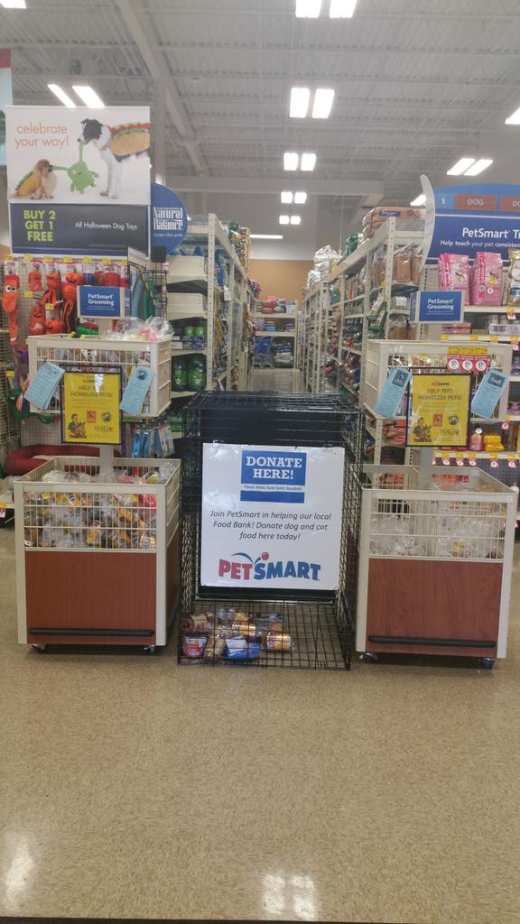 PetSmart tweet media