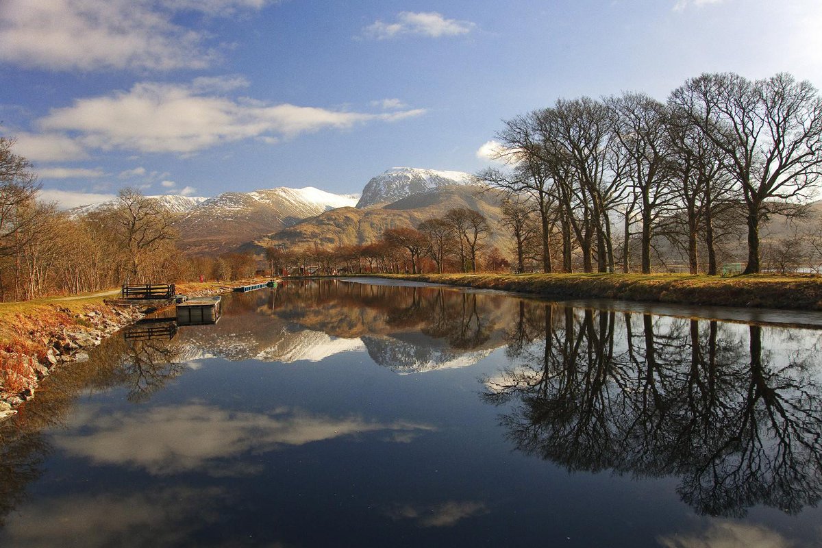 lonelyplanet's tweet photo. A guide to hiking #Scotland's dramatic Great Glen http://t.co/BhKn28iG2s by @paula6hardy #travel #lp http://t.co/MPgq8mxDJn