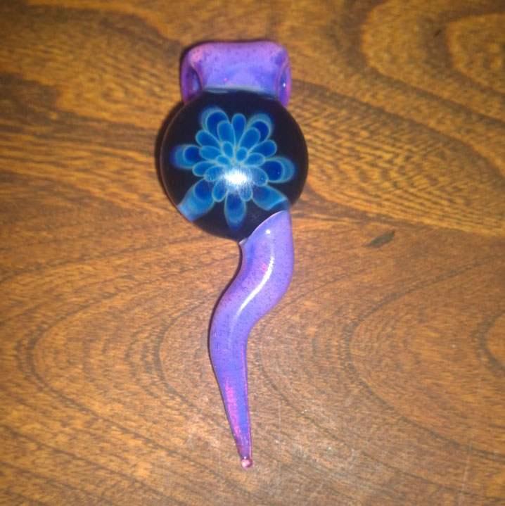 ShopBeanGlass's tweet photo. PinkSlyme Dabber Pendant 🙏 #pendant #pinkslyme #dabber #glassforsale #glass #headyglass #art #topshelf #forsale #dabs http://t.co/EXazejK0o9