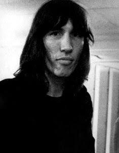    Happy birthday Roger Waters! ¡Feliz cumpleaños Mr. ! 