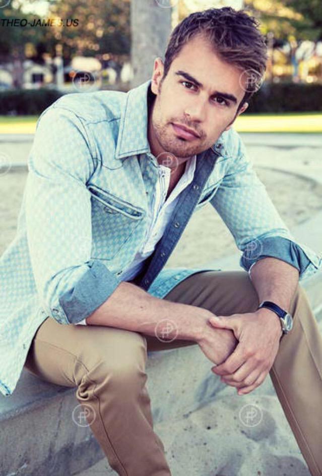 rtyourmancandy's tweet photo. Theo James http://t.co/17l19lCGmA