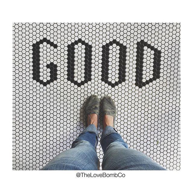 TheLoveBombCo's tweet photo. Find the GOOD. If you don't like what you see change what you are looking at. #changeyourp… http://t.co/lPyvcqjt8B http://t.co/JOuIMfaJRz