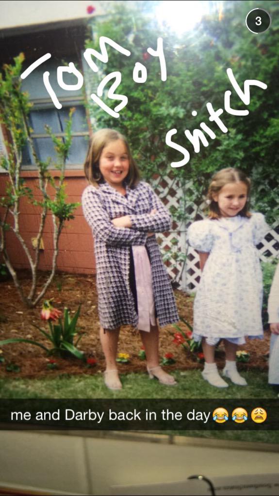 DarbygGodbee's tweet image. #sendbacksunday to when me and my best friend @makinmoneymelz were fetuses. BTW I was NOT a snitch 😂