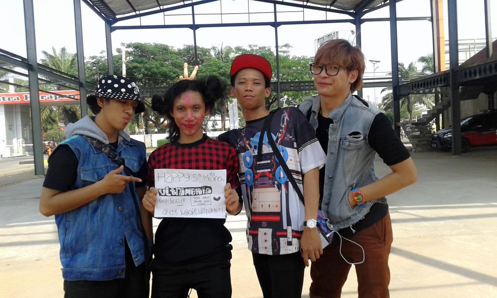 Happy 5th Month ULTRAMENIA
Keep solid and Always Supppot ULTRAMEN CREW #haiikk <a href="/TheUltramenCrew/">Ultramen Crew</a> 
📷By : @ukhti_deputz