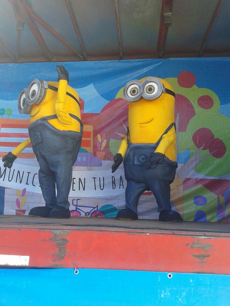 Recrequilmes's tweet photo. Recibimos a los minions pero todavía nos quedan más sorpresas para vos. Venite http://t.co/qdF4W9uVmz