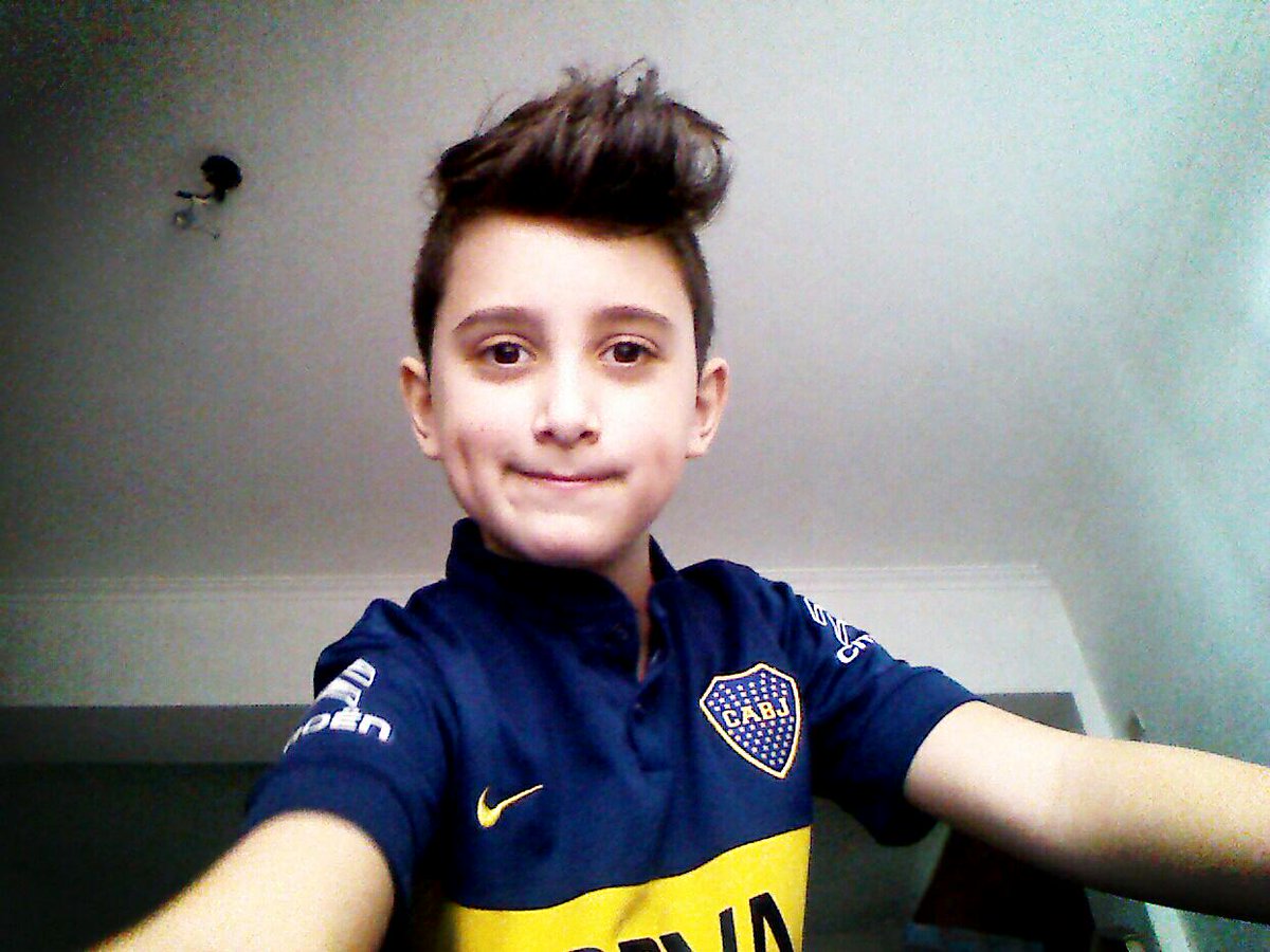 SantiLuque12's tweet photo. Por ir a la cancha de boca http://t.co/Yvh5WctZ74