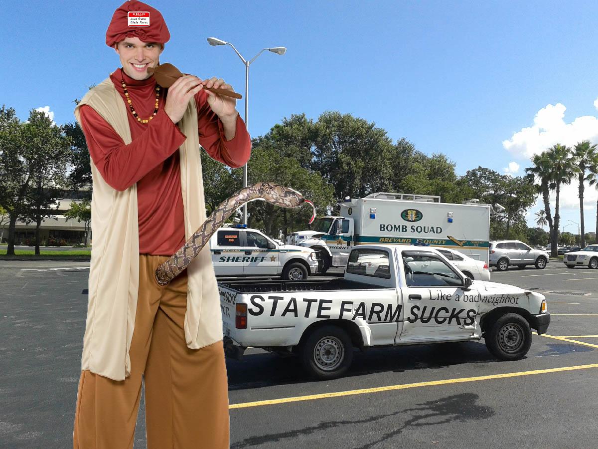 arnnman's tweet image. #BreakingNews #OrlandoCobra found by Jake #JakeStateFarm #BeTheJake @StateFarm #Orlando #StateFarm #SarahPalin #Bomb