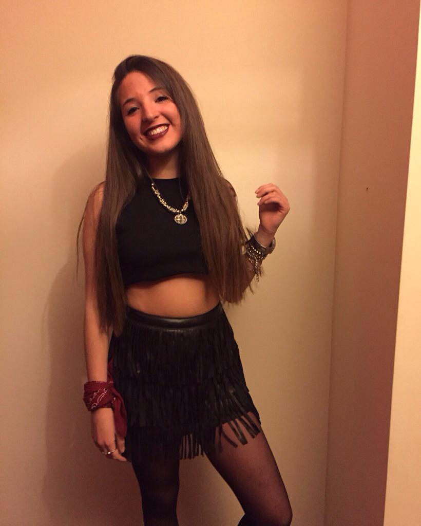 OrneLacaria's tweet photo. Si alguien la vio por favor avise, desapareció ayer a las 4 de la mañana en Me Vengo Leloir, Julia Muller!!!DIFUNDIR http://t.co/ZQl8imFcAR