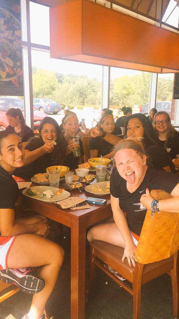SUNYOneontaFH's tweet photo. Worked Together, Played Together, WON TOGETHER!!! Eat together! #OSFH #panerabread http://t.co/gbCmEK9y4a