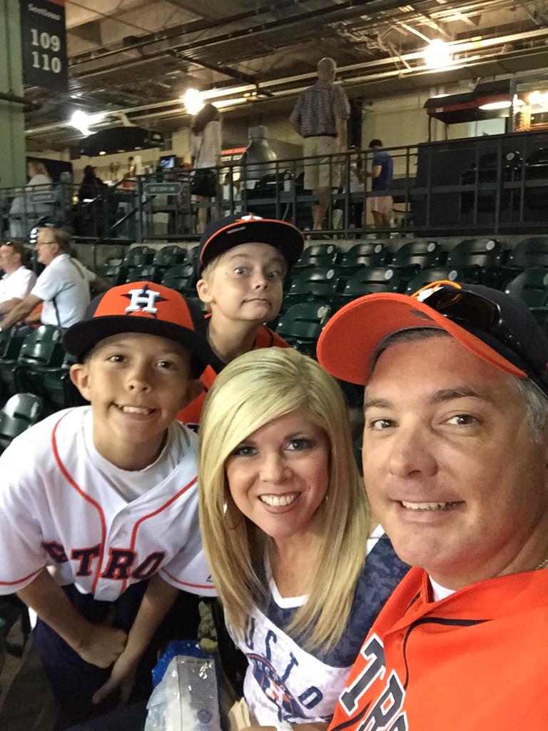 athallman's tweet photo. #Astroshappiness @thallman91 http://t.co/AHzt36ar9p