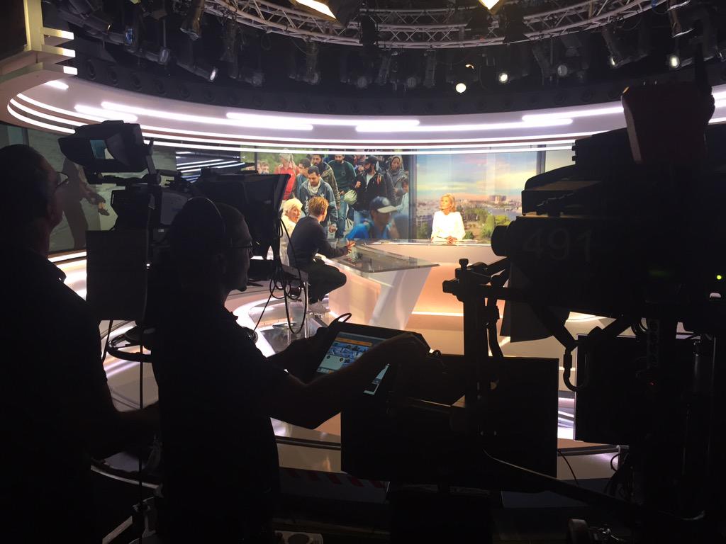 Dans les coulisses du <a href="/TF1LeJT/">Natalia Kowalski</a> de <a href="/Claire_Chazal/">Claire Chazal</a>