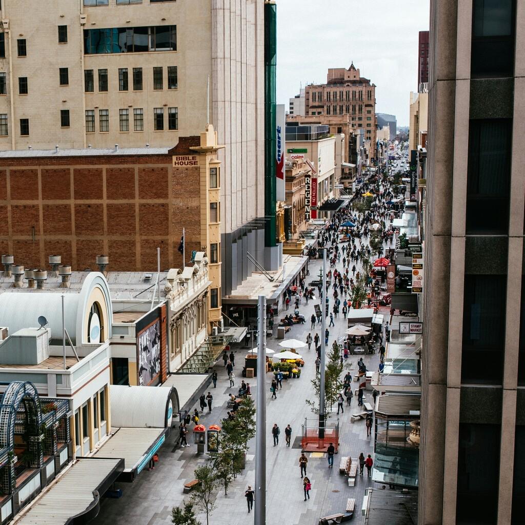 DuyDash's tweet photo. #Throwback @RundleMall in the #Winter..
#Adelaide #UnfoldRundleMall #UnfoldRM #SouthAustralia http://t.co/v7k72nNVF5