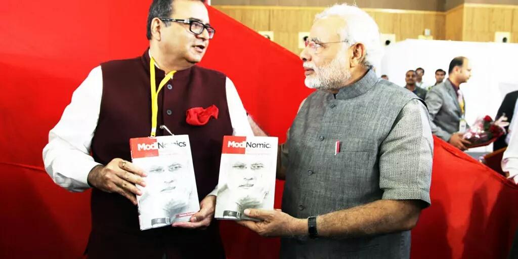 iambeingkunal's tweet photo. How many of your remember this #ModiNomic course book ??? 
What a terrific change #ModiNomic to #DegreeDikhaoPMSaab 😂 http://t.co/YT59N8S1nr