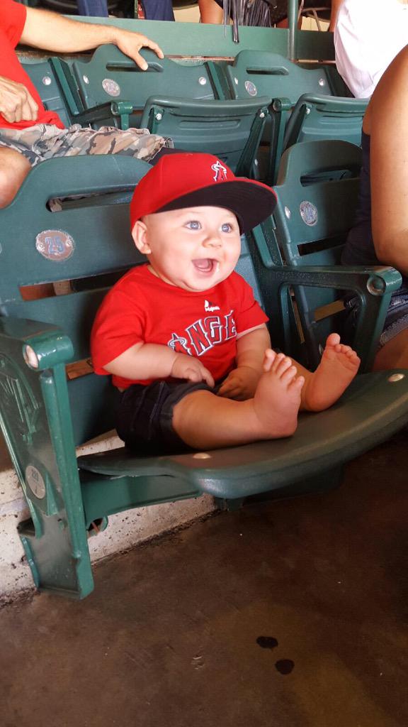mell__e's tweet photo. My First Game! @Angels @MLB @MLBNetwork @MikeTrout http://t.co/Wq19PTAZI5