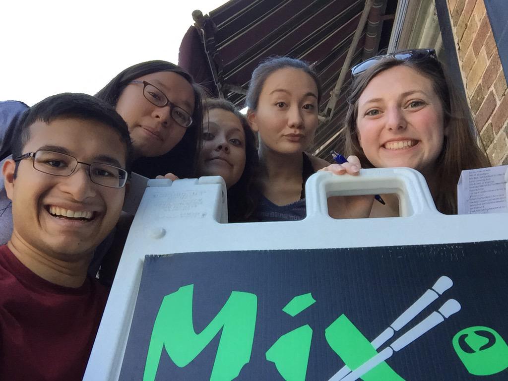 pfurrier2018's tweet photo. @quadlifeharvard Mmm... Sushi! #MixIt http://t.co/6IMsC93CUI