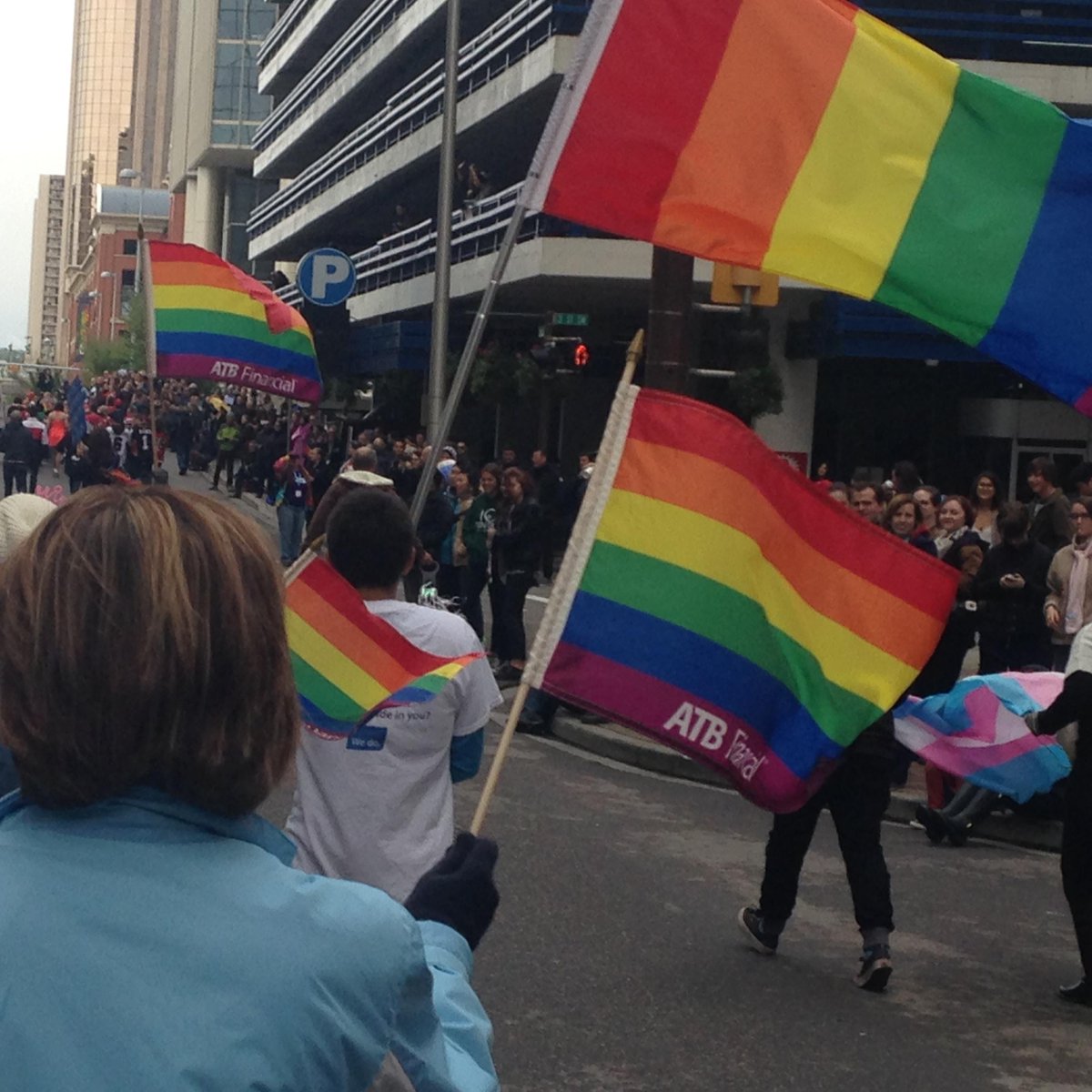 atbfinancial's tweet photo. 12:23 #yyc: Along the #yycpride parade route this #Septong. #ATBPride #atbsummer http://t.co/0poq7vvzPA