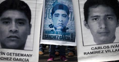 Experts reject Mexican government's account in missing 43 students case huff.to/1LdmBh5