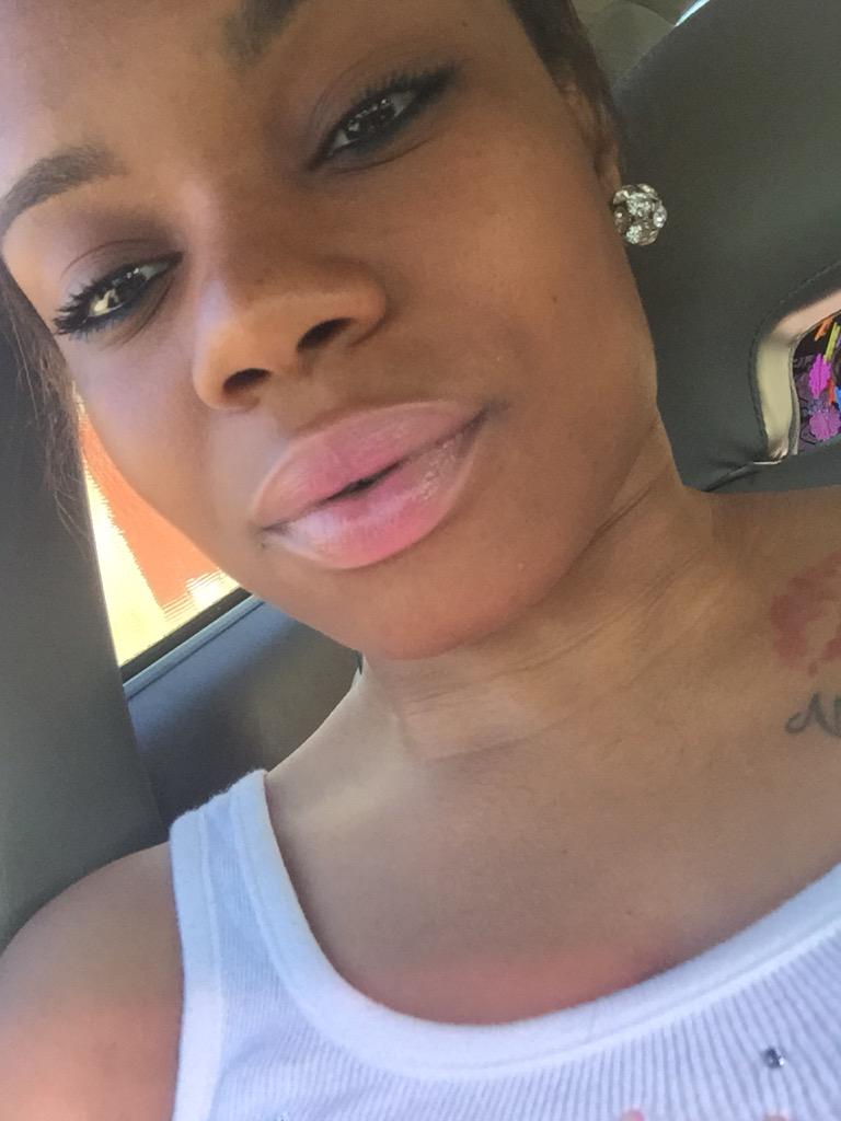 Chriss___Cross's tweet photo. Today ☺️ #CustomLipColor http://t.co/VNcdq2Ji1o