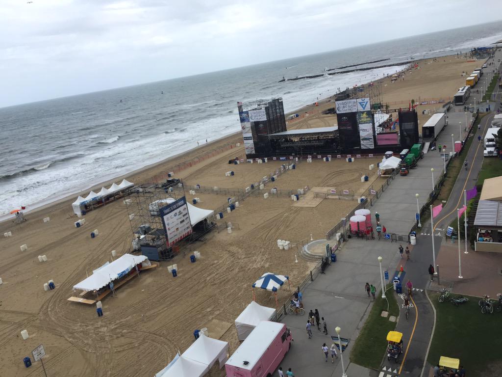 mpcornett's tweet photo. @SherylCrow All we wanna do is have some fun @VisitVaBch. Shoutout to #BeachQuarters 10th Floor #stopsoakingupthesun http://t.co/oUPRbqTdBi