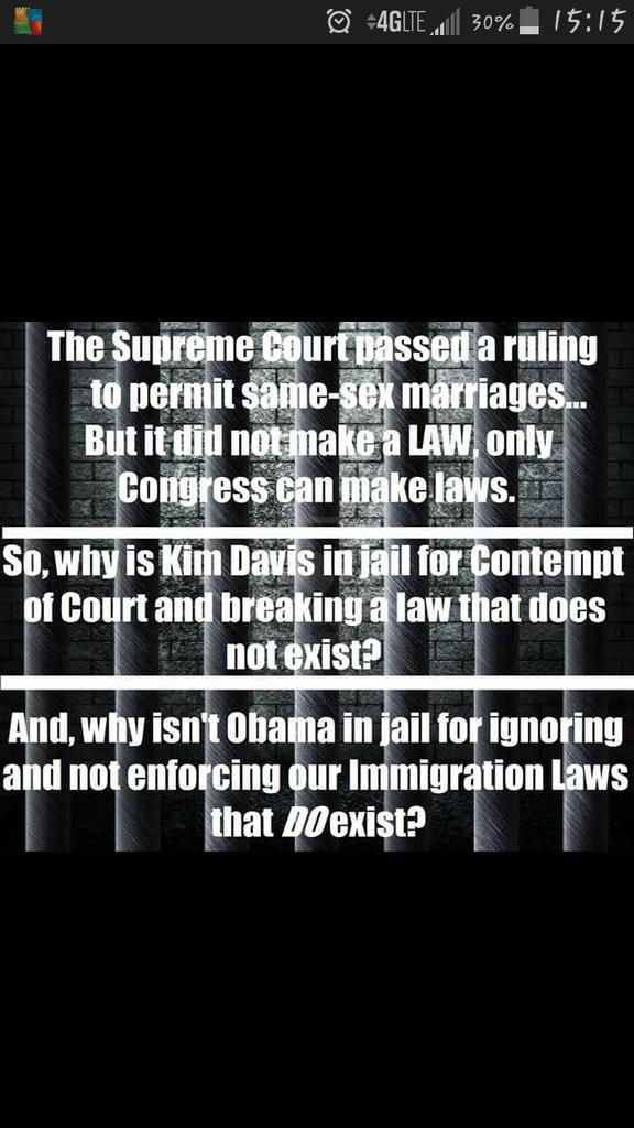 GenNerd's tweet image. So, this is the rebuttal to Kim Davis thumbing her nose at the rule of law...

#SmartTake