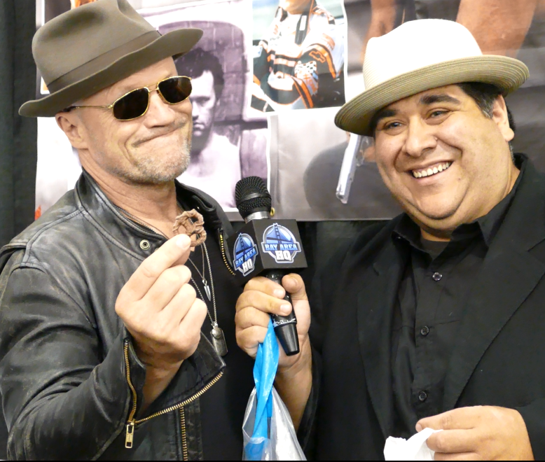 bayareahqtv's tweet photo. WATCH:We offer @RookerOnline #Svenning #chocolatecoveredpretzel @ThatKevinSmith's #mallrats https://t.co/0cRQMSdFt3 http://t.co/3i3lxhh7Wl