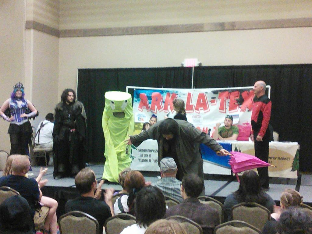 ArkLaTex ComicCon tweet media