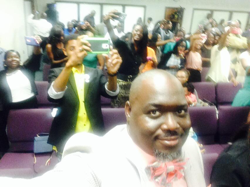 Pastor_JElliott's tweet photo. #boldme @ladyelliottbtgm @darrellpatrick http://t.co/R36vqoswT5