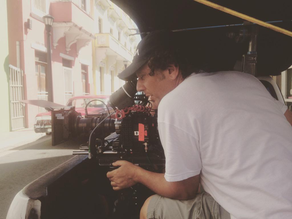 eyraaguero's tweet photo. ¡En su salsa! 🙌🎥
#PJ #MasterDP #DirectordeFotografía #PjGaffers http://t.co/e5KnSbB59F