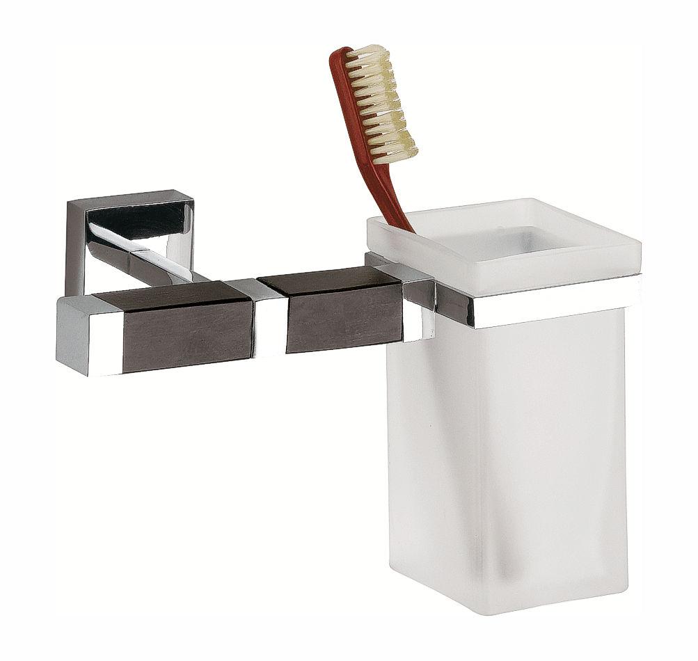Classicobagno's tweet photo. #Quadra - #Badezimmerzubehör aus verchromtem Messing und dunklem Wengé Holz.

http://t.co/kFa4GHm3pk http://t.co/aI69qF4RYu