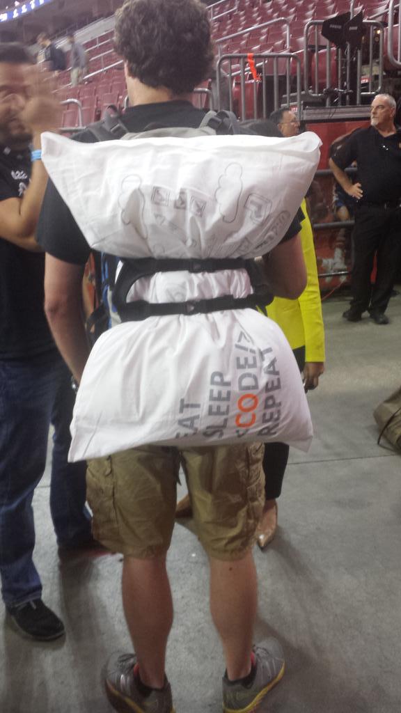 mohamedoibrahim's tweet photo. Cool pillows #PennAppsXII http://t.co/XBjjgIZuE4